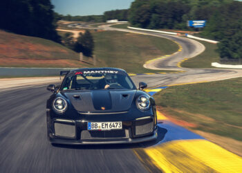 Manthey-Modified Porsche 911 GT2 RS (The Previous-Gen Car!) Topples C8 Corvette ZR1’s Road Atlanta Time