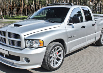 Before Hemi And Viper-Powered Rams, These Two Pickups Were Modern Muscle Truck Pioneers