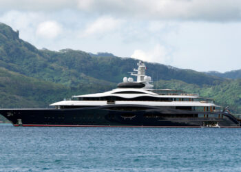 Mark Zuckerberg Celebrates Over 7,000 Meta Firings By Bringing His Superyacht To Seattle