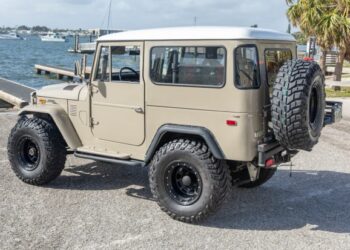 5.3L-Powered 1972 Toyota Land Cruiser FJ40 5-Speed