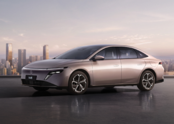 Nissan’s High-Tech China Sedans Hit Early Recall Over Accelerator Pedal Risk