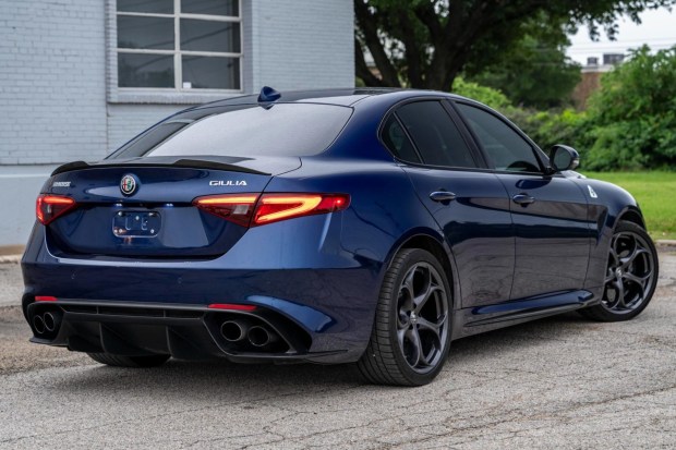 2018 Alfa Romeo Giulia Quadrifoglio