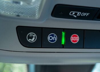 General Motors Forced to Fight Driver Data Claims After Court Ruling