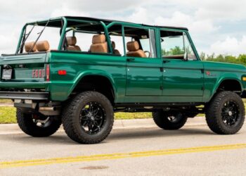 Coyote-Powered 1972 Ford Bronco 4-Door Conversion