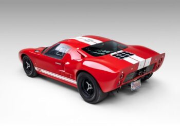 Fuel-Injected, Shelby 496 FE-Powered Superformance GT40 Mk I