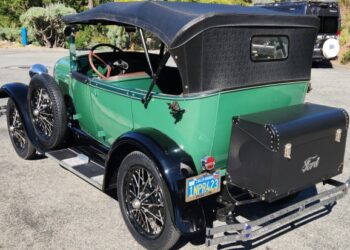 1928 Ford Model A Standard Phaeton