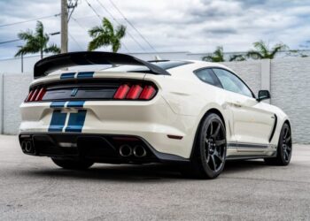 458-Mile 2020 Ford Mustang Shelby GT350R Heritage Edition