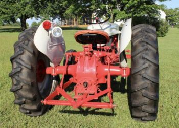 20-Years-Family-Owned 1953 Ford NAA Golden Jubilee Tractor at No Reserve