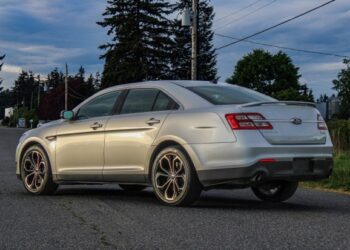 2014 Ford Taurus SHO Performance Package at No Reserve