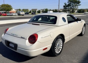 17k-Mile 2005 Ford Thunderbird 50th Anniversary Edition
