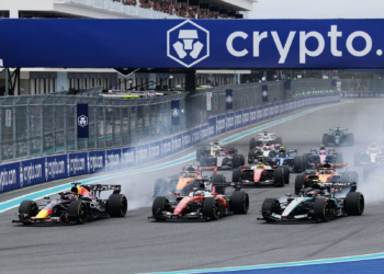 Formula 1 Could Bring Back V8 Engines by 2030 as Hybrid Power Is Scaled Back