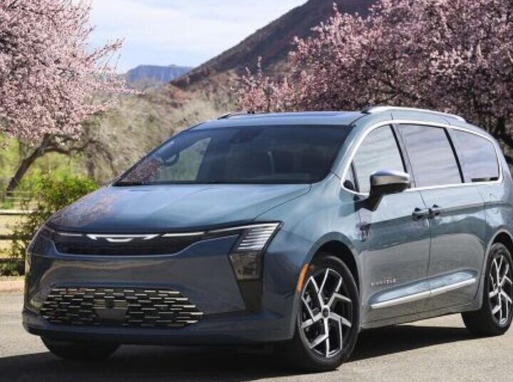 Stellantis and Jaguar Land Rover Ink Deal to Work Together in U.S.