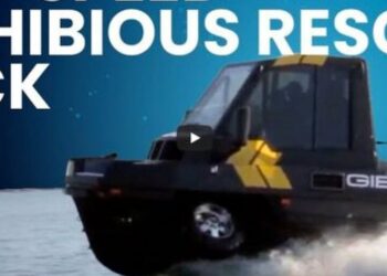 High-Speed Amphibious Rescue Truck: From Truck to Boat in 10 Seconds