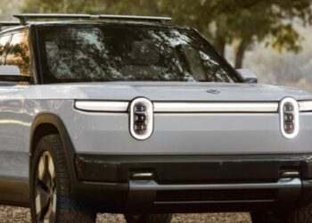 Rivian Explores Possibility of R2 Pickup, Other Variants
