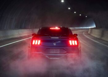 Unregulated Car Ads May Be Fueling America’s Speeding Crisis, IIHS Says
