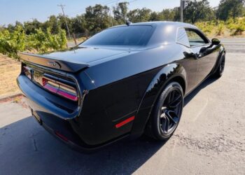 385-Mile 2023 Dodge Challenger SRT Hellcat Widebody Jailbreak