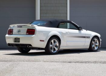 14k-Mile 2007 Ford Mustang GT California Special Convertible at No Reserve