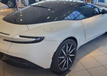 649-Mile 2023 Aston Martin DB11 V8 Coupe
