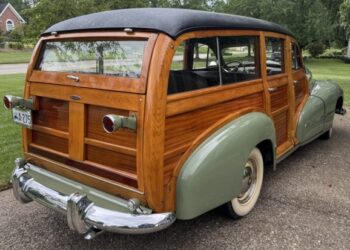 27-Years-Owned 1948 Oldsmobile Series 66 Woodie Station Wagon