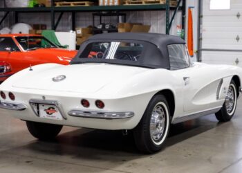 1962 Chevrolet Corvette 327/360 Fuelie 4-Speed