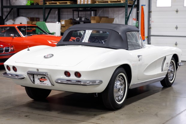 1962 Chevrolet Corvette 327/360 Fuelie 4-Speed