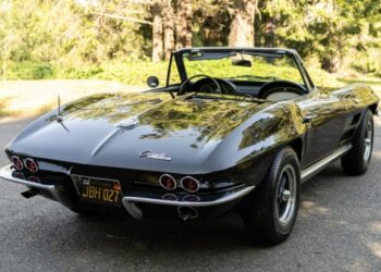 1964 Chevrolet Corvette Convertible L75 327/300 4-Speed