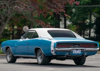 Fuel-Injected 1969 Dodge Charger R/T SE