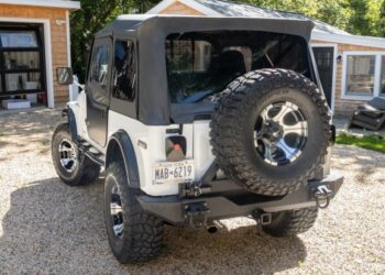 305-Powered 1979 Jeep CJ-7