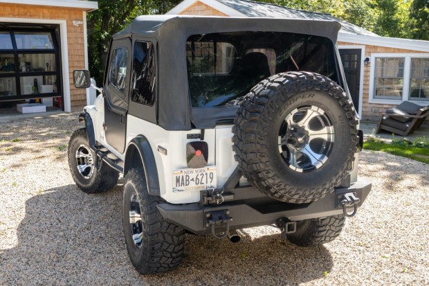 305-Powered 1979 Jeep CJ-7