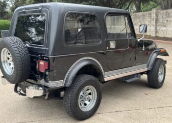 1984 Jeep CJ-7 Laredo 5-Speed