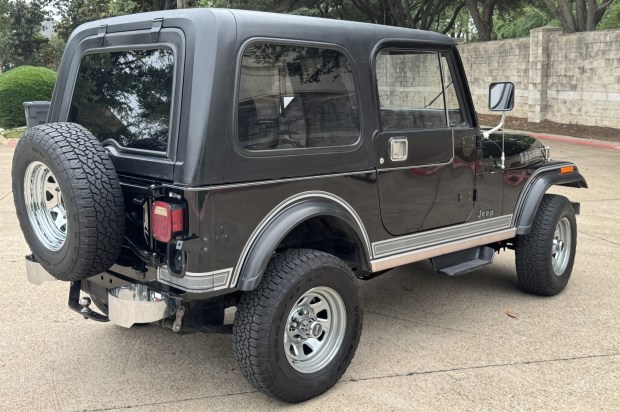 1984 Jeep CJ-7 Laredo 5-Speed