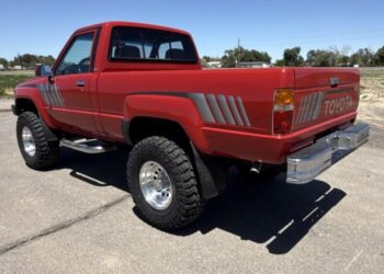 1988 Toyota Pickup 4×4 5-Speed