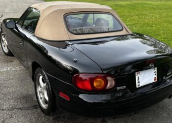 29k-Mile 1999 Mazda MX-5 Miata 5-Speed