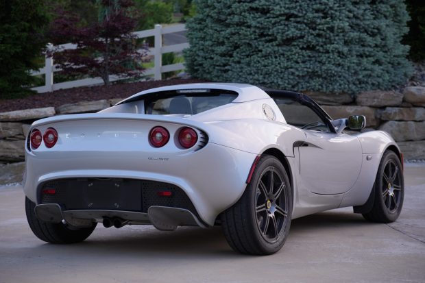 39k-Mile 2005 Lotus Elise at No Reserve