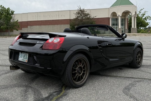 18k-Mile 2005 Toyota MR2 Spyder 5-Speed
