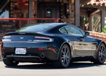 45k-Mile 2008 Aston Martin V8 Vantage Coupe