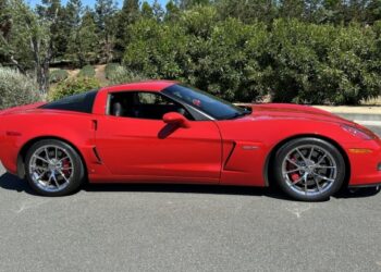 35k-Mile 2009 Chevrolet Corvette Z06 3LZ