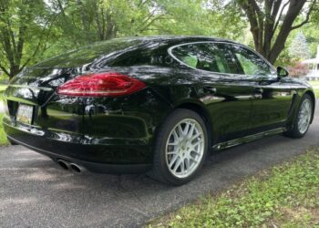 2010 Porsche Panamera S at No Reserve