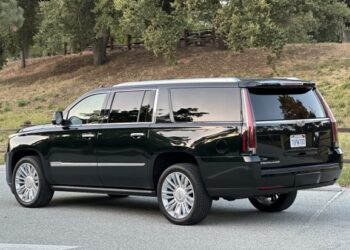 2016 Cadillac Escalade ESV Platinum 4WD at No Reserve