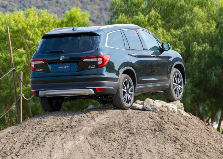 Honda Recalls More Than 880,000 Vehicles Over Rear Suspension Failure Risk