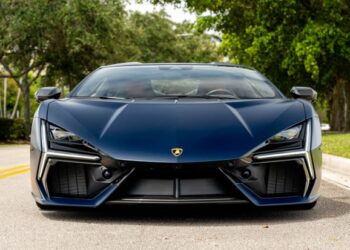 2025 Lamborghini Revuelto