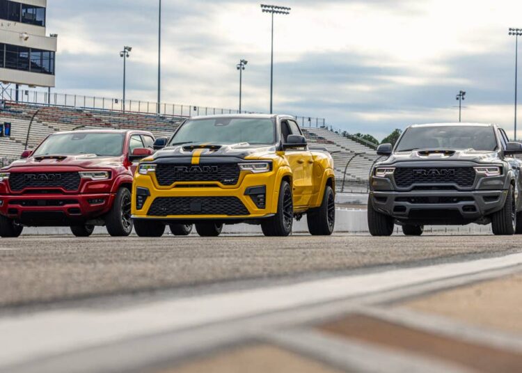 Ram Is Bringing Back The Simpler Hemi V8 Truck Buyers Wanted