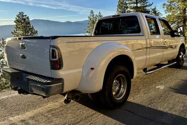 2011 Ford F-350 Super Duty Lariat Crew Cab Power Stroke Dually