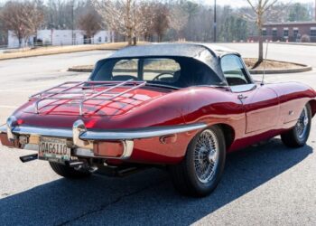 1970 Jaguar XKE Series II Roadster at No Reserve