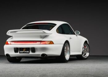 3.8L-Powered 1996 Porsche 911 Carrera 4S Coupe 6-Speed at No Reserve