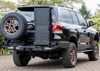 Modified 200-Mile 2021 Toyota Land Cruiser URJ200 Heritage Edition