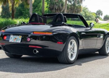 Euro 2001 BMW Z8