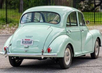1960 Morris Minor 1000 Sedan at No Reserve