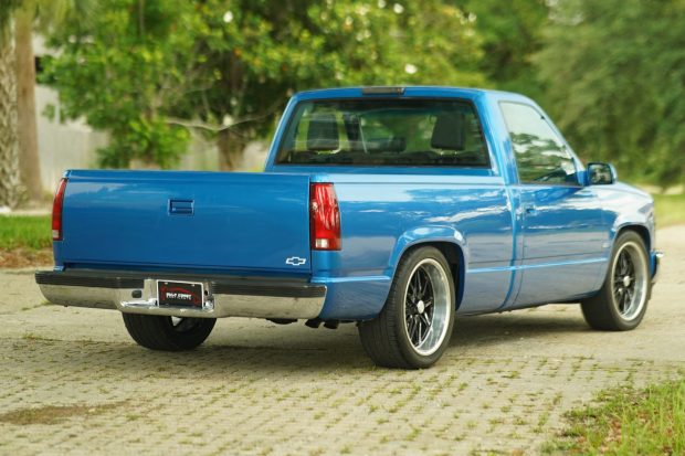 6.2L-Powered 1993 Chevrolet C1500 Pickup at No Reserve