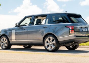 2020 Land Rover Range Rover HSE P525 LWB